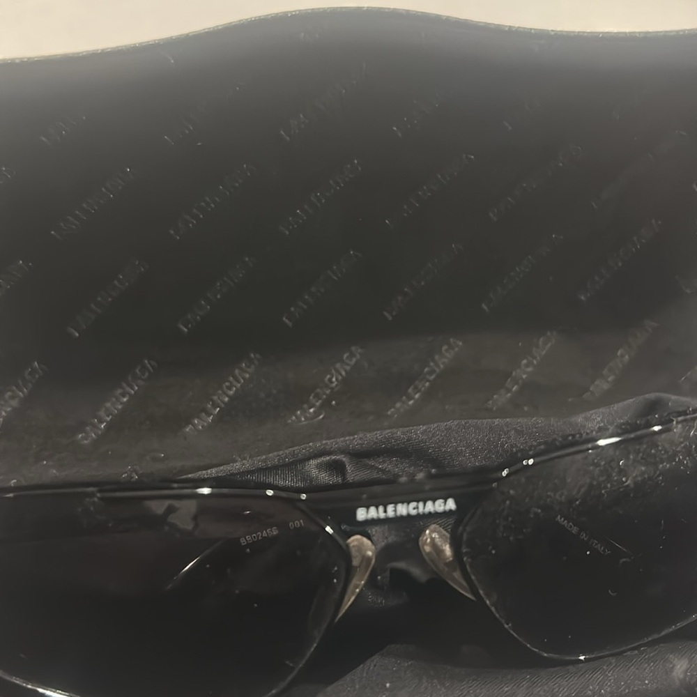 Balenciaga sunglasses - Picture 4 of 5